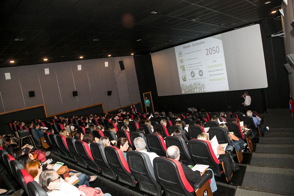Palestra Projetar e vender, a alma do negócio.